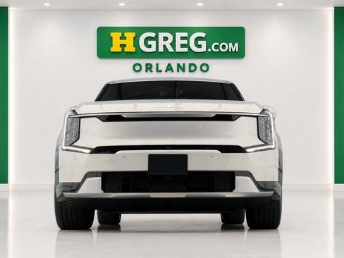Used 2024 Kia EV9 Land AWD/4WD image 4