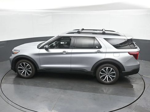 Used 2020 Ford Explorer ST w/ Premium Technology Package AWD/4WD image 38