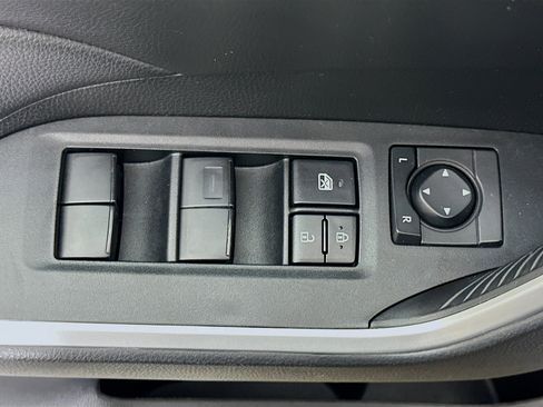 Used 2024 Toyota RAV4 LE image 15