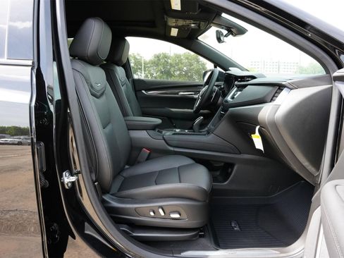 New 2025 Cadillac XT5 Sportv w/ LPO, Red Accent Package image 25