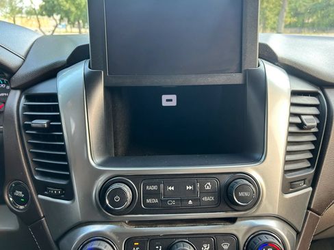 Used 2015 Chevrolet Tahoe LTZ RWD image 25
