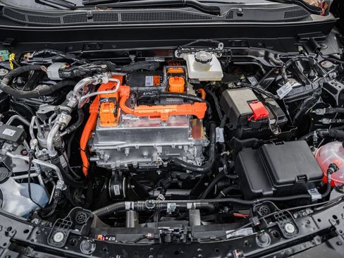 New 2025 Honda Prologue EX image 16