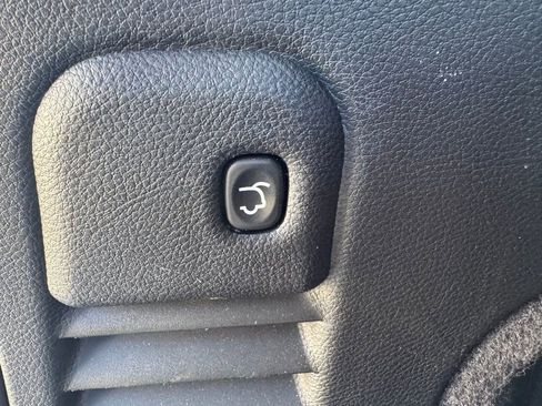 Used 2016 Jeep Grand Cherokee Limited image 35