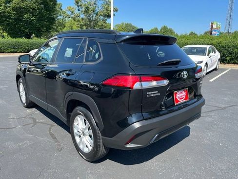 Used 2022 Toyota Corolla Cross LE AWD/4WD image 13
