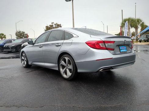 Used 2018 Honda Accord Touring image 7