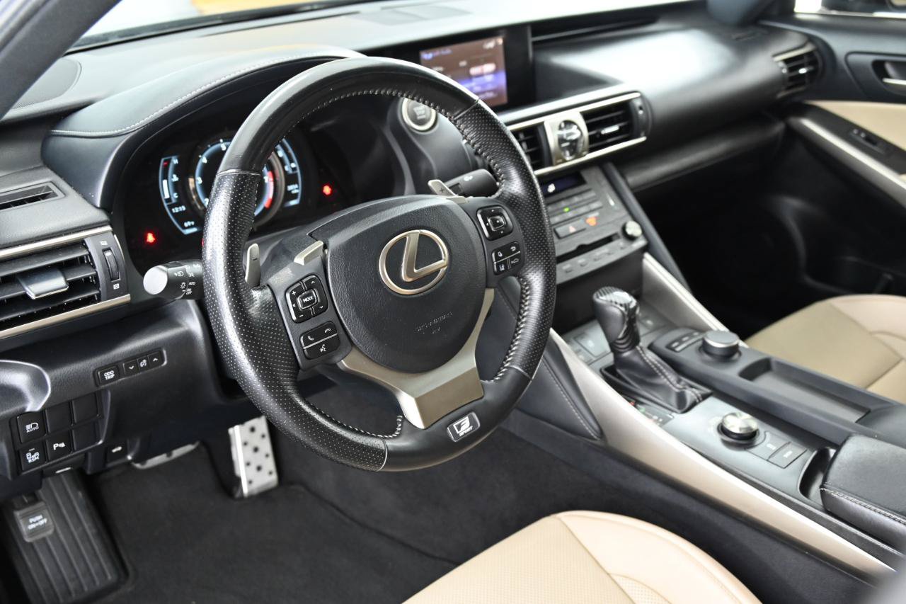 Used 2020 Lexus IS 350 F Sport w/ F Sport Package RWD image 21