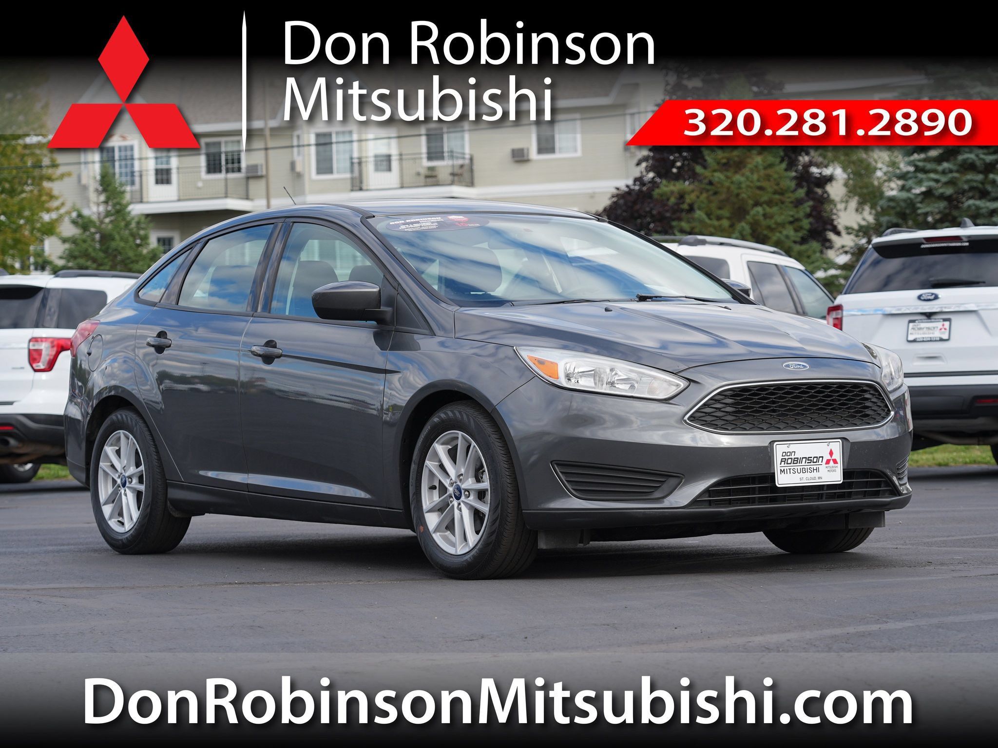 Used 2018 Ford Focus SE FWD image 1