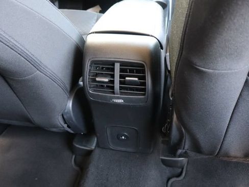 Used 2024 Ford Escape Active AWD/4WD image 34