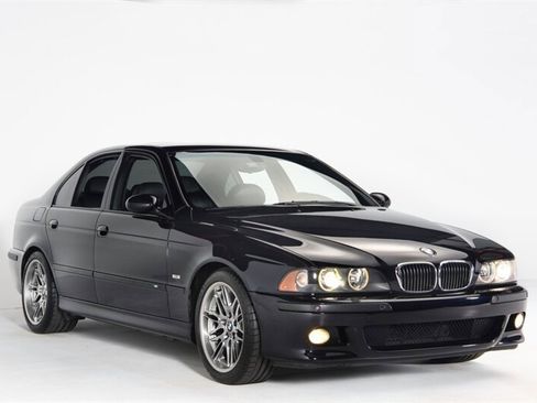 Used 2001 BMW M5 image 2