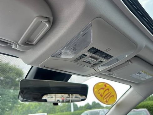 Used 2025 Toyota RAV4 XLE w/ Convenience Package FWD image 33