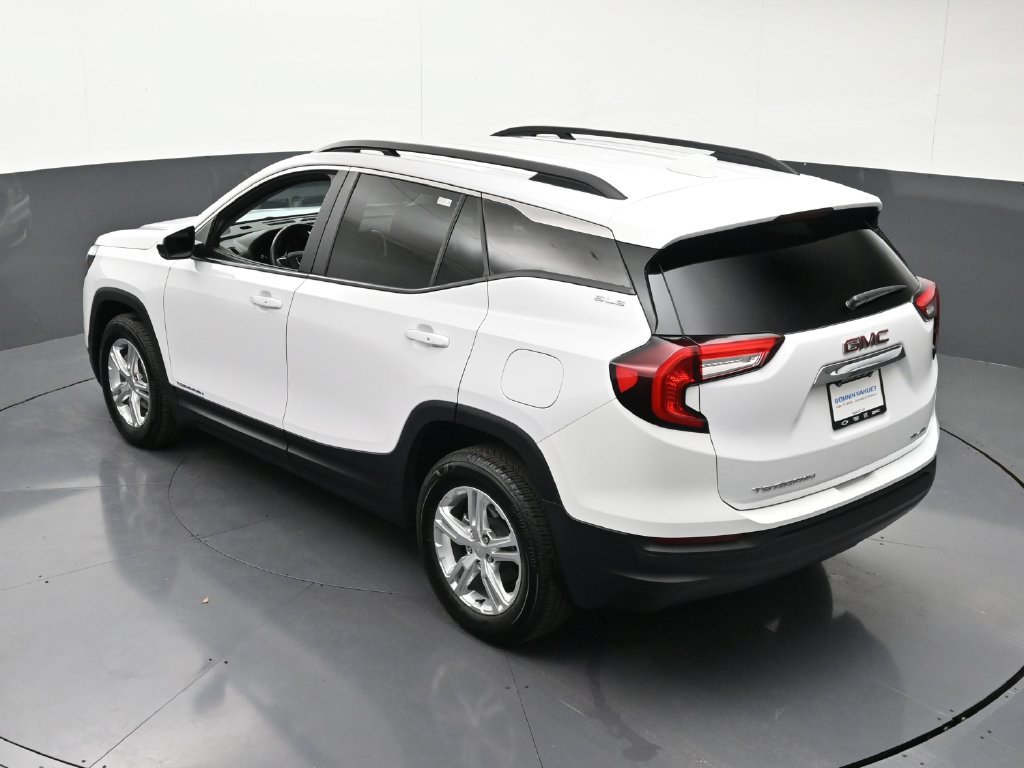 Certified 2022 GMC Terrain SLE w/ Driver Convenience Package AWD/4WD image 18