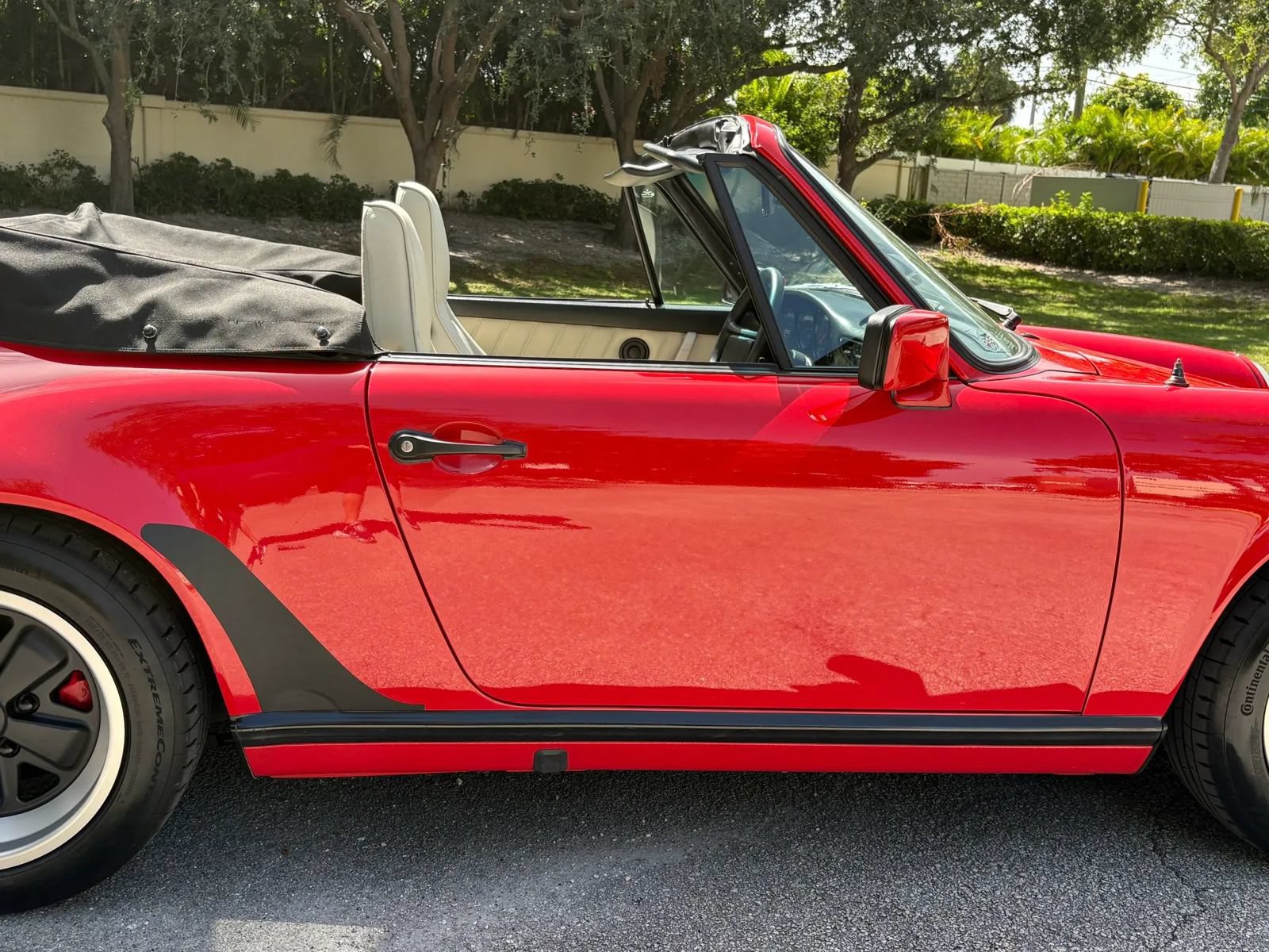 Used 1988 Porsche 911 Carrera RWD image 10