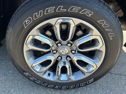 Used 2021 RAM 1500 Laramie w/ Sport Appearance Package image 7