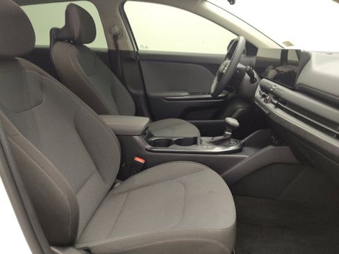 Used 2025 Kia K4 FWD image 21
