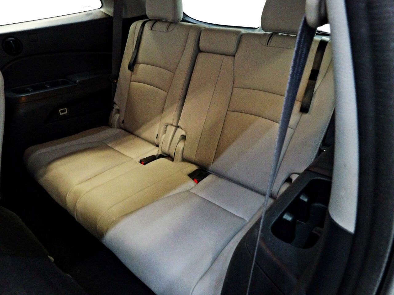 Used 2022 Honda Pilot Special Edition image 11