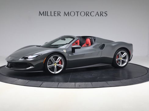 Used 2023 Ferrari 296 GTS image 3