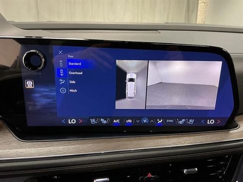New 2026 Chevrolet Tahoe High Country AWD/4WD image 19