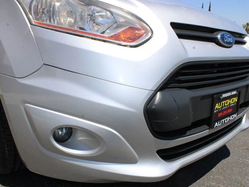 Used 2016 Ford Transit Connect XLT FWD image 4