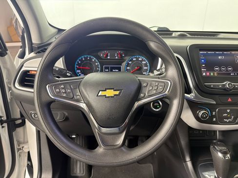 Used 2021 Chevrolet Equinox LS w/ LS Convenience Package FWD image 15