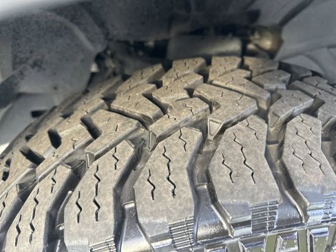 Used 2021 RAM 1500 Tradesman w/ Tradesman SXT Package image 12