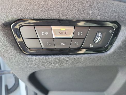 Used 2023 BMW i4 eDrive35 RWD image 23