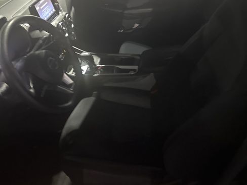 Used 2020 Nissan Sentra S image 24