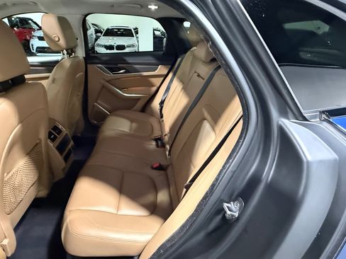 Used 2021 Jaguar F-PACE S AWD/4WD image 54