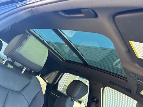 Certified 2025 Audi Q3 2.0T Premium w/ Convenience Package image 18