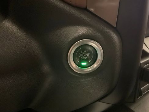 Used 2021 Chevrolet Silverado 1500 High Country image 18