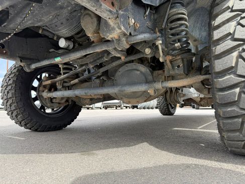 Used 2015 RAM 2500 Tradesman w/ Chrome Appearance Group image 17