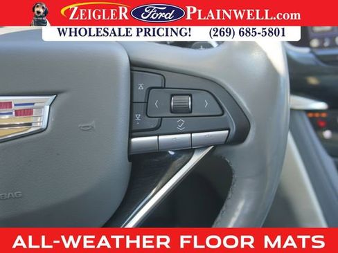 Used 2020 Cadillac XT6 Premium Luxury image 25