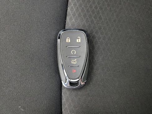 Used 2025 Chevrolet Malibu LT FWD image 32