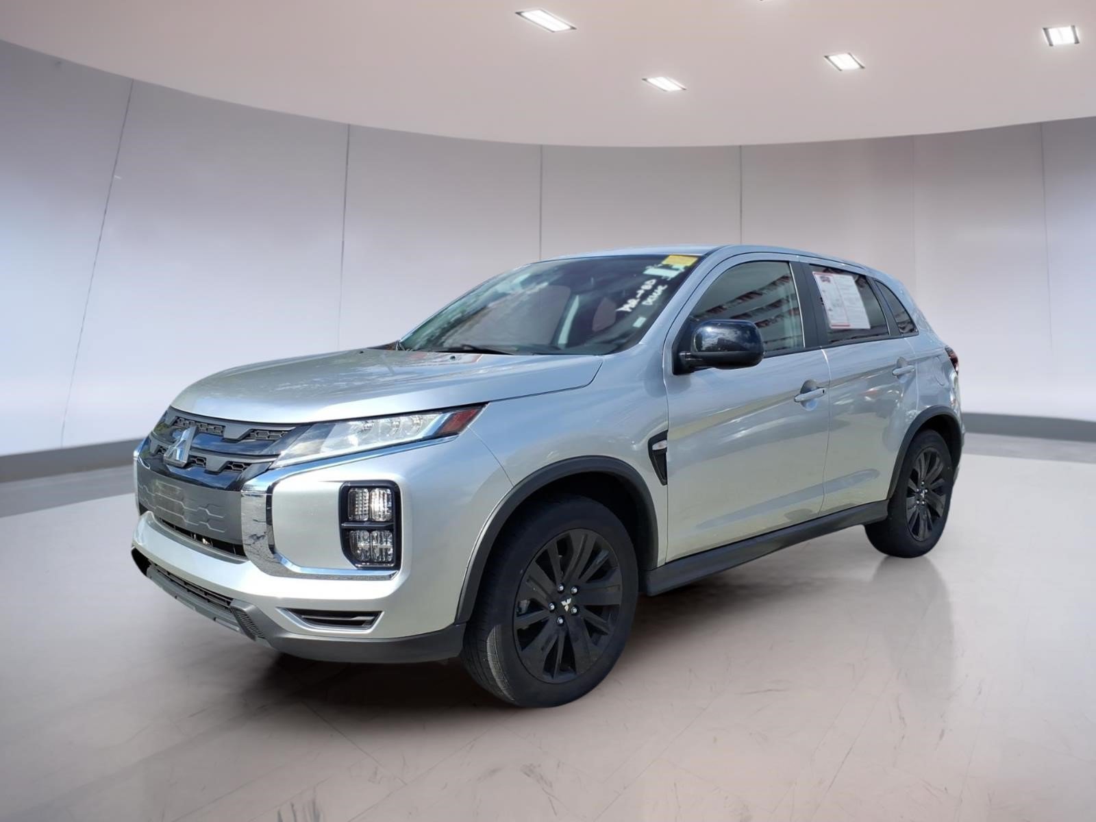 Used 2025 Mitsubishi Outlander Sport AWD image 2
