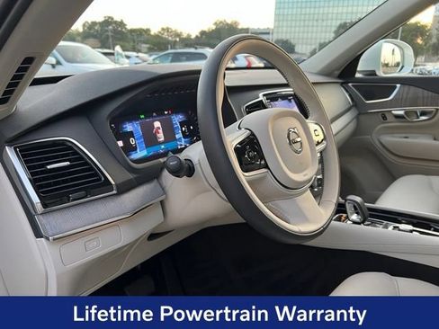 Certified 2025 Volvo XC90 B5 Plus w/ Protection Package Premier AWD/4WD image 16