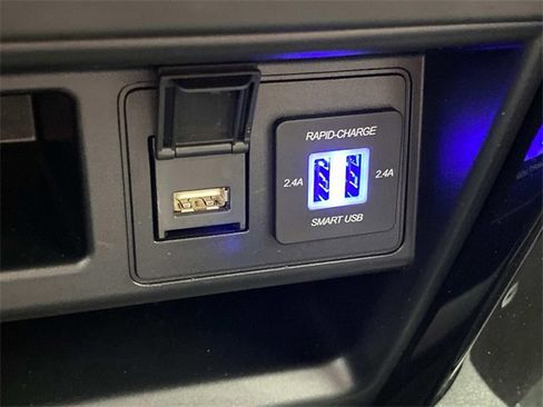 Used 2023 Toyota 4Runner TRD Off-Road Premium image 27