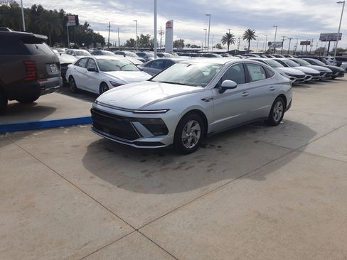 New 2026 Hyundai Sonata SE image 3