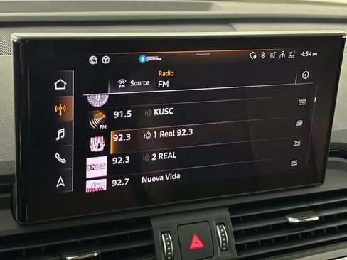 Used 2023 Audi Q5 e Premium Plus w/ Premium Plus Package image 17