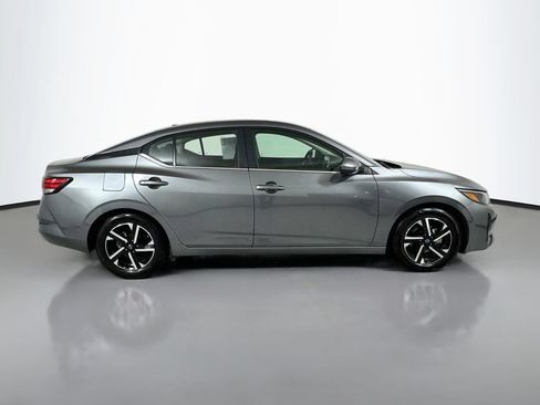 Used 2024 Nissan Sentra SV FWD image 8