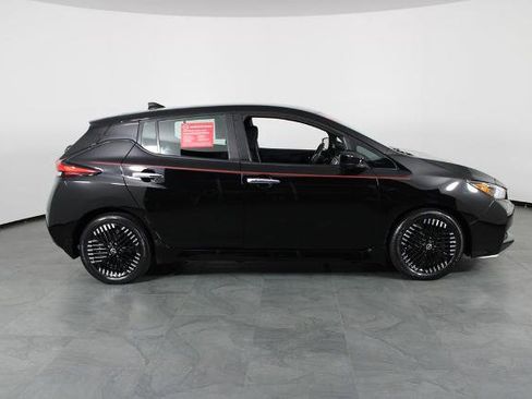 Certified 2023 Nissan Leaf SV Plus image 16