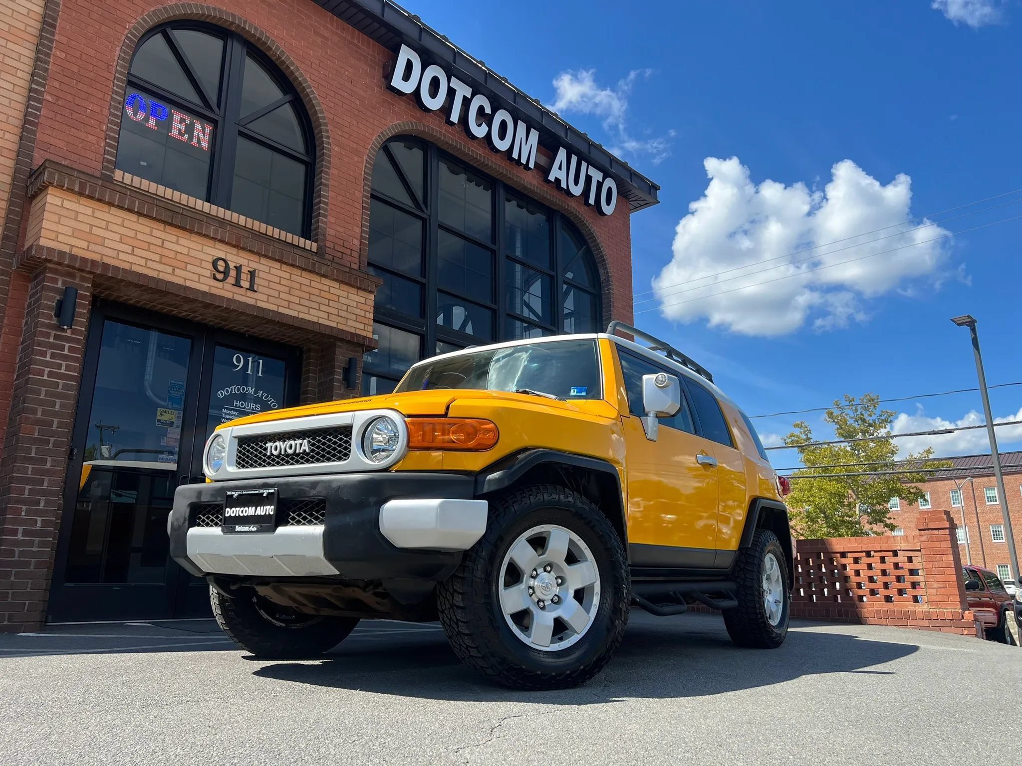 Used 2007 Toyota FJ Cruiser 4WD image 3
