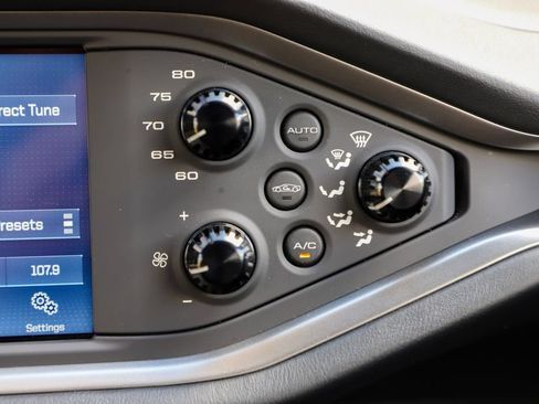 Used 2017 Ford GT RWD image 84