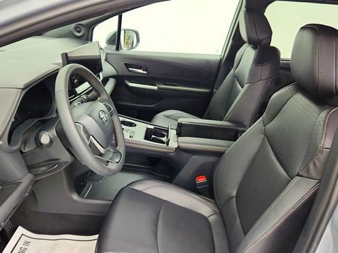 Used 2025 Toyota Sienna XLE Woodland Edition AWD/4WD image 19