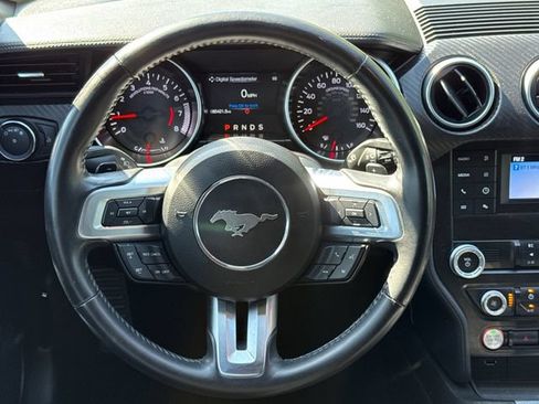 Used 2019 Ford Mustang Convertible RWD image 14