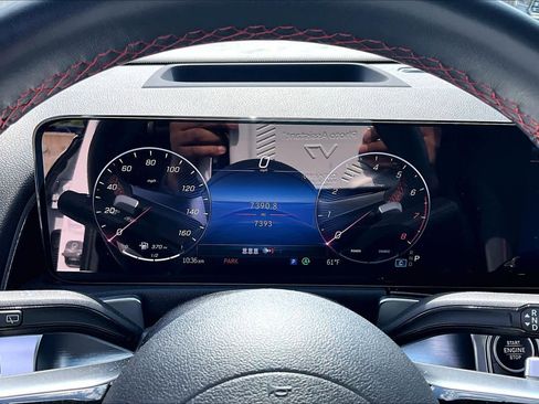 Used 2025 Mercedes-Benz GLB 250 image 25