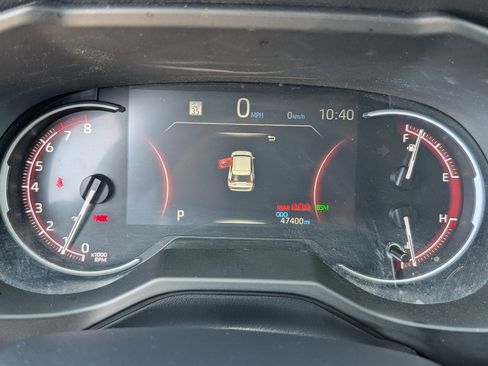 Used 2024 Toyota RAV4 XLE image 19