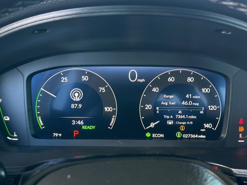 Used 2025 Honda Civic Sport image 26