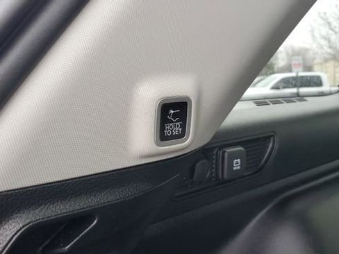 Certified 2023 Jeep Grand Cherokee Limited image 30