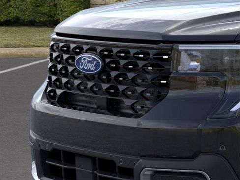 New 2025 Ford Maverick Lariat w/ 4K Tow Package image 18