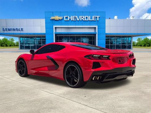 Used 2021 Chevrolet Corvette Stingray Coupe w/ 1LT RWD image 3