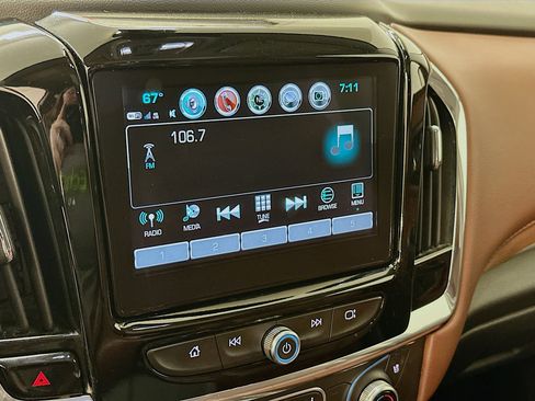 Used 2018 Chevrolet Traverse High Country AWD/4WD image 21